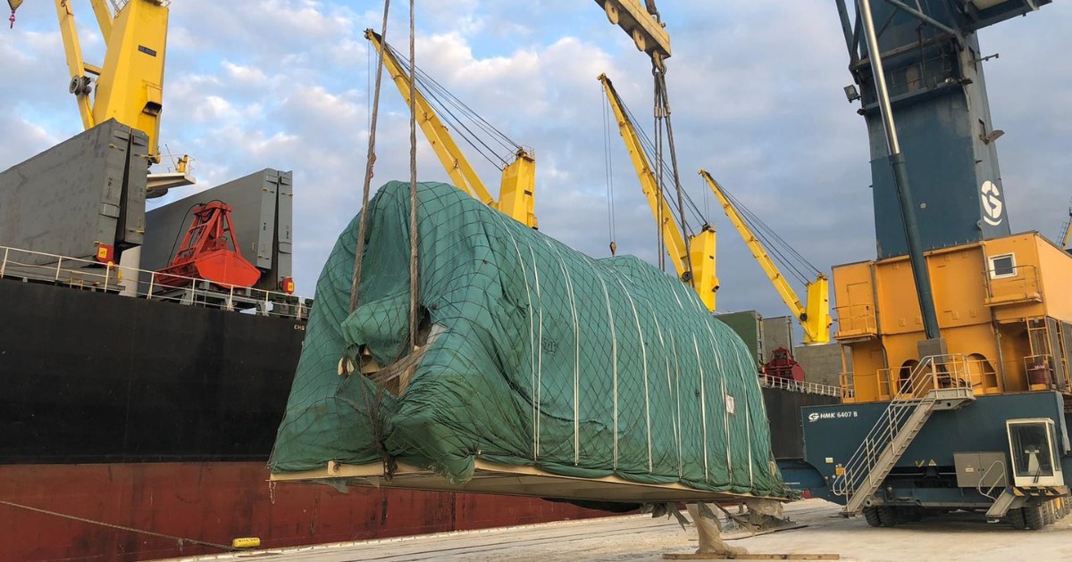 Industrial Dryers – heavy lift at the port